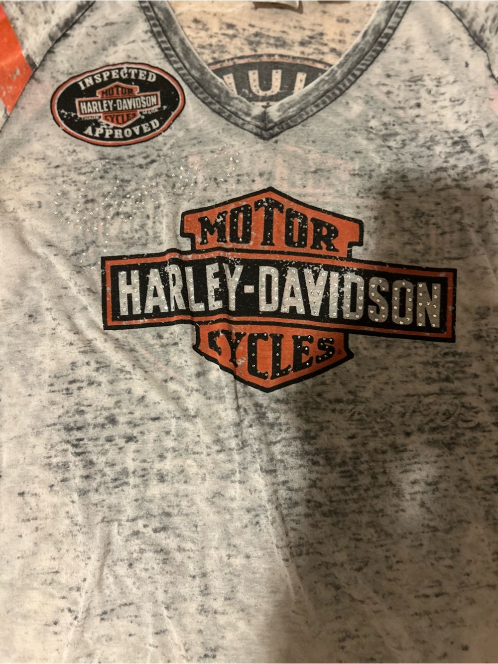 Harley-Davidson Women's Distressed V-Neck Tee in White and Orange Accents NWOT - Picture 5 of 10